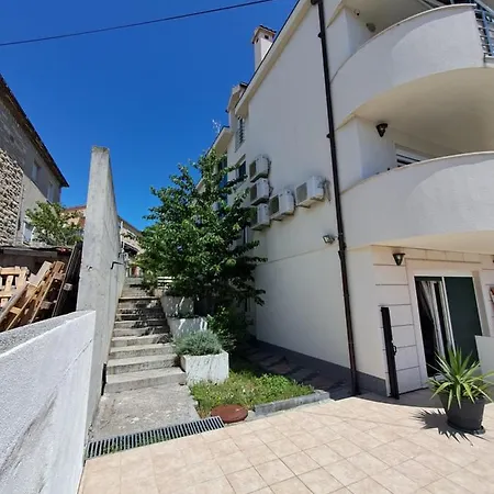 Emanuela Apartamento